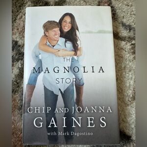 The magnolia story, Chip and Joanna Gaines hardcover book